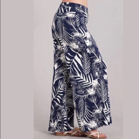 SOLD OUT - Picture 2 of 3